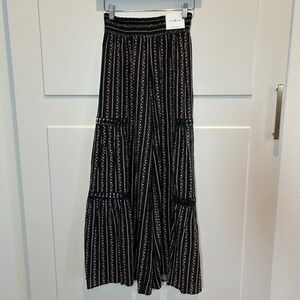 Love Wish Tiered Wide Leg Pants Black‎ Beige Stripe Floral Print Elastic Waist S